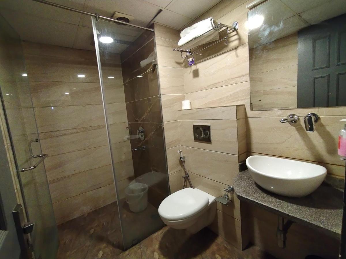 Saltstayz Express - Medicity Near Medanta Hospital Gurgaon Eksteriør billede